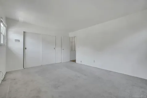 14 Gerri Lane Yonkers NY 10703