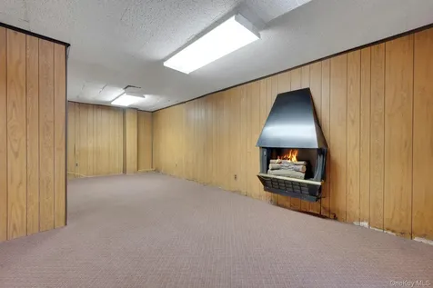 14 Gerri Lane Yonkers NY 10703