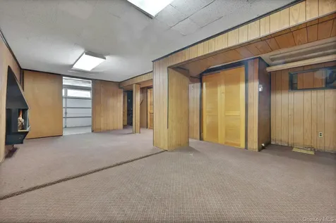 14 Gerri Lane Yonkers NY 10703