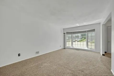 14 Gerri Lane Yonkers NY 10703