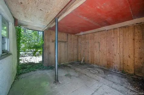14 Gerri Lane Yonkers NY 10703