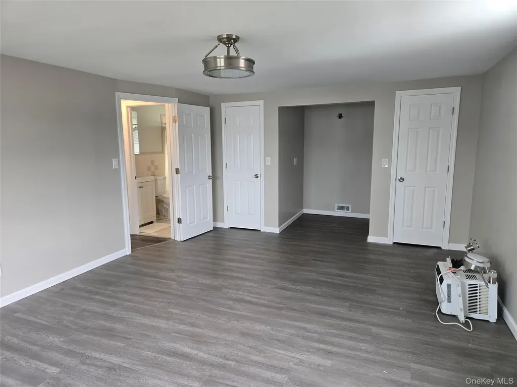 35 Keegan Street Elmont NY 11003
