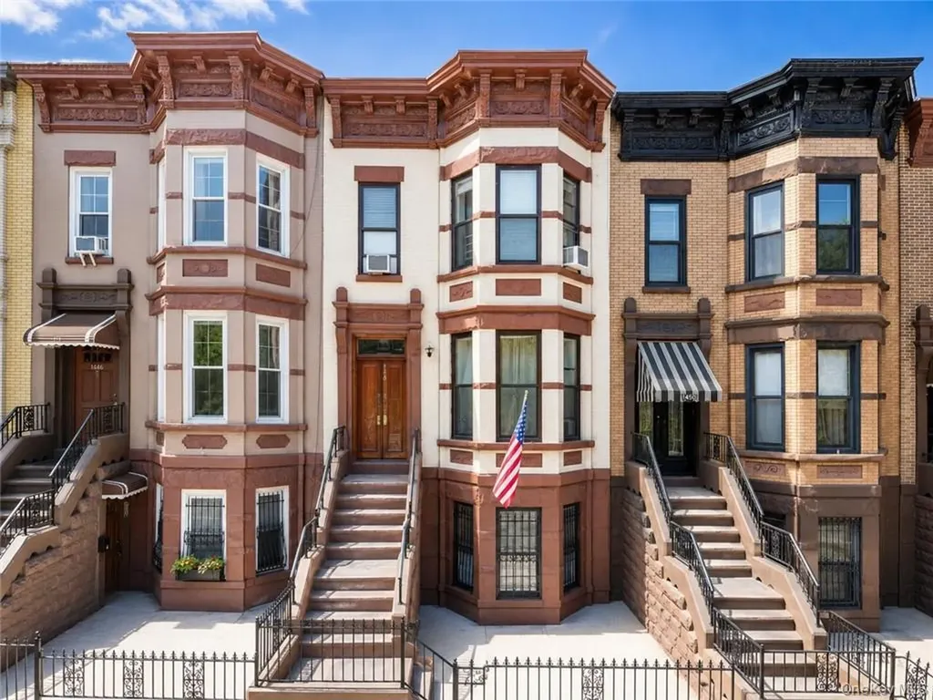 448 55th Street Brooklyn NY 11220