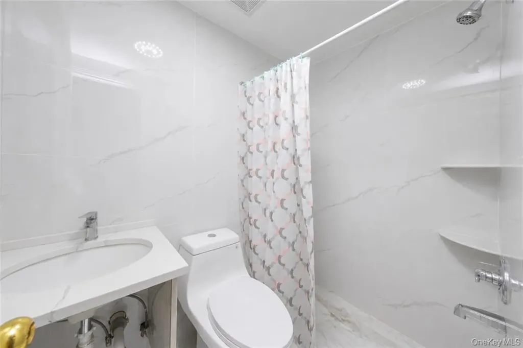448 55th Street Brooklyn NY 11220