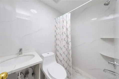 448 55th Street Brooklyn NY 11220