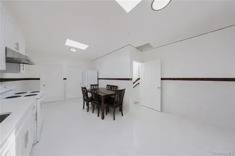 448 55th Street Brooklyn NY 11220