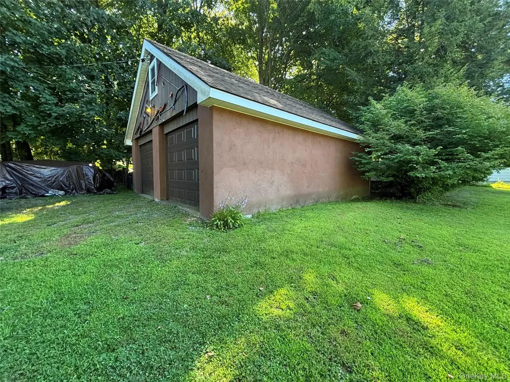 4 Lottie Putnam Valley NY 10512