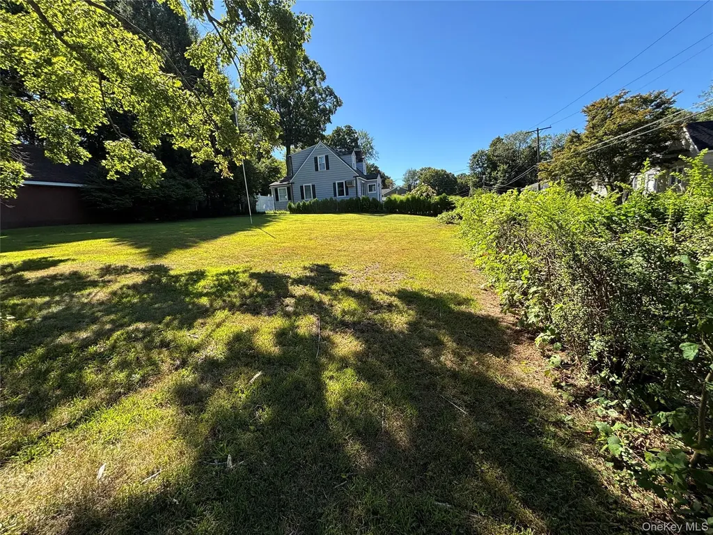 4 Lottie Putnam Valley NY 10512