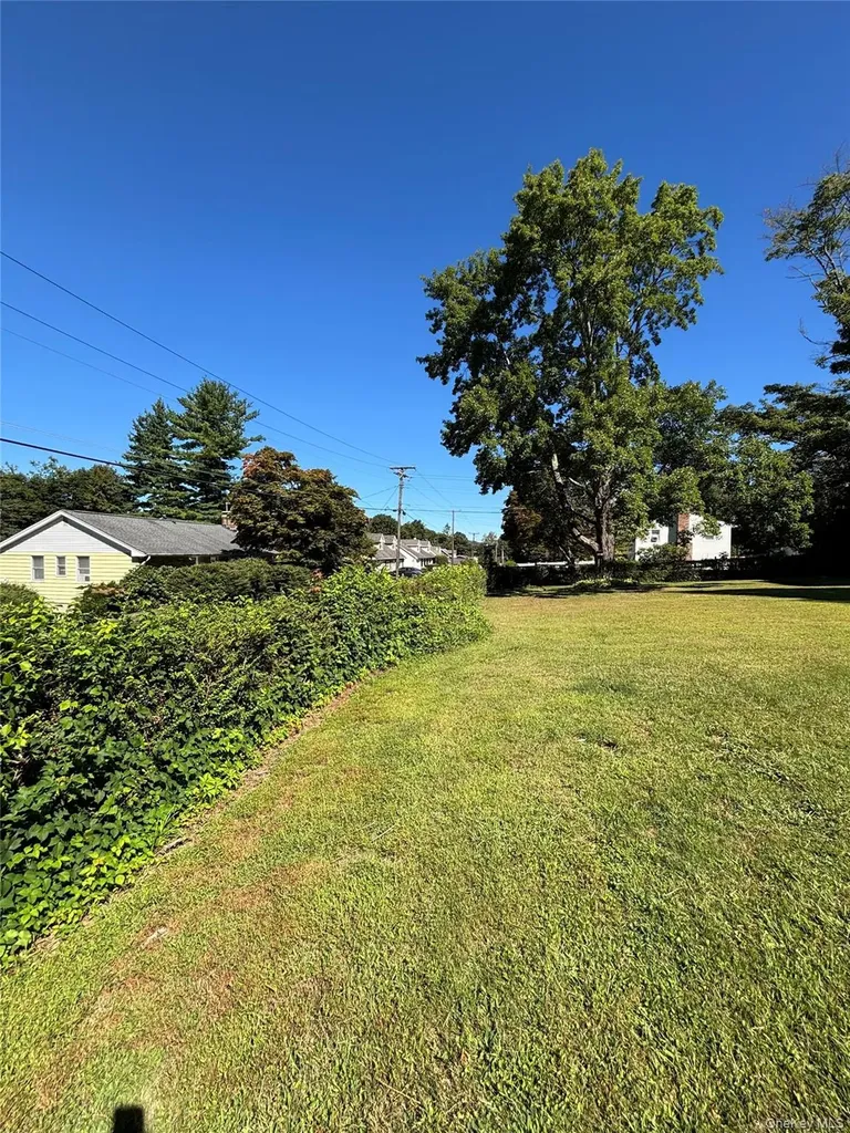 4 Lottie Putnam Valley NY 10512