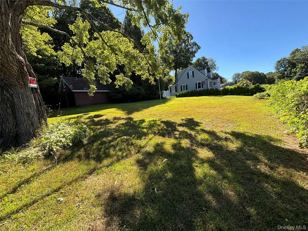 4 Lottie Putnam Valley NY 10512