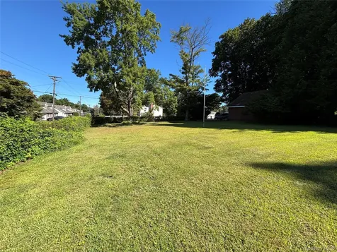 4 Lottie Putnam Valley NY 10512