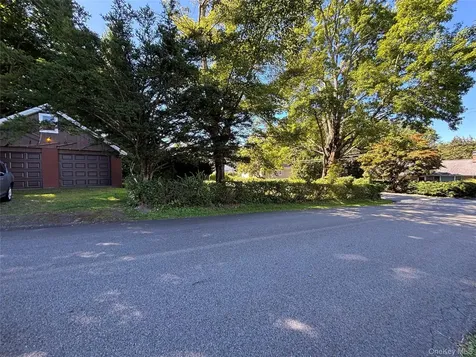 4 Lottie Putnam Valley NY 10512