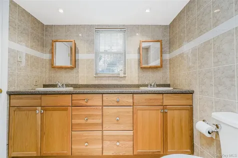 215 Coverly Avenue Staten Island NY 10301