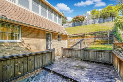 215 Coverly Avenue Staten Island NY 10301