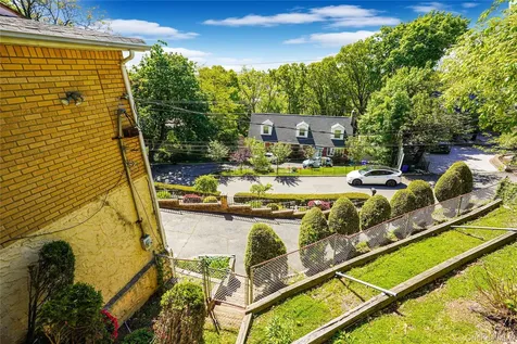 215 Coverly Avenue Staten Island NY 10301