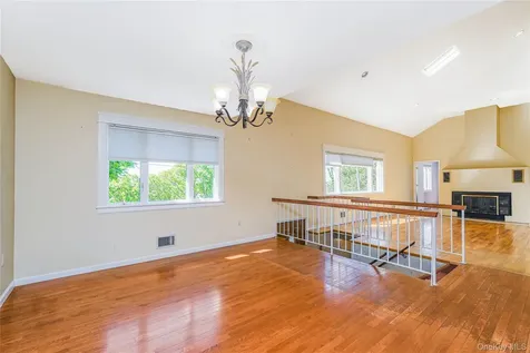 215 Coverly Avenue Staten Island NY 10301