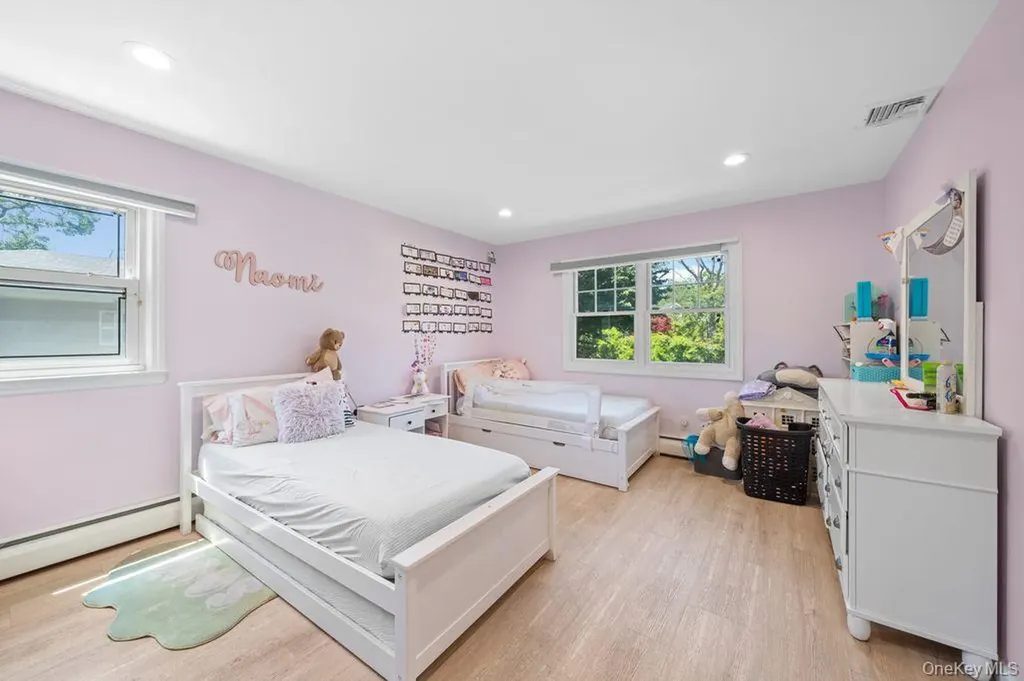 29 Waverly Place Lawrence NY 11559
