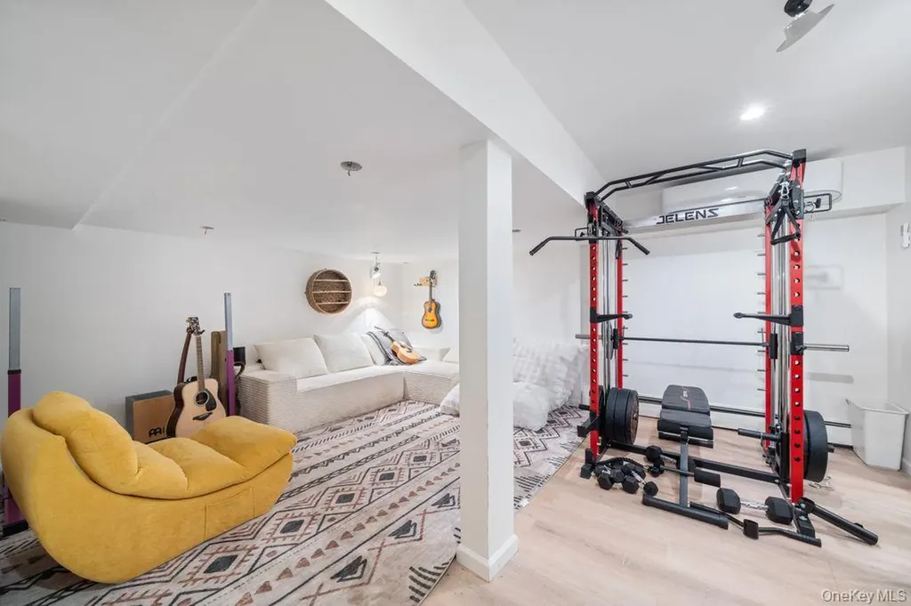 29 Waverly Place Lawrence NY 11559