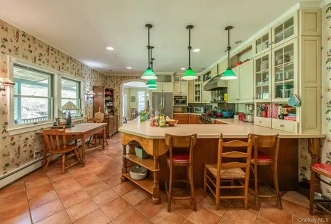 364 Clinton Hollow Salt Point NY 12578