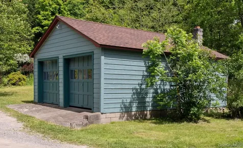 364 Clinton Hollow Salt Point NY 12578