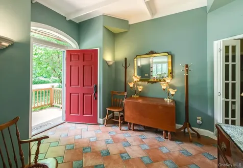 364 Clinton Hollow Salt Point NY 12578