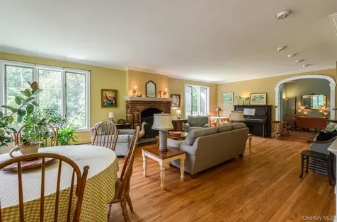 364 Clinton Hollow Salt Point NY 12578