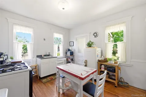 149 Maple Avenue Westbury NY 11590