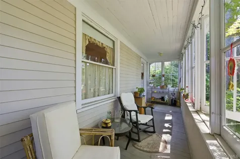 149 Maple Avenue Westbury NY 11590