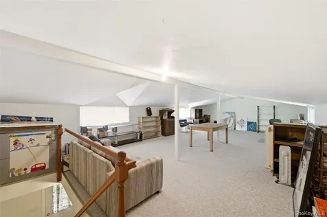 149 Maple Avenue Westbury NY 11590