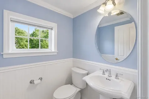323 Waterside Close Peekskill NY 10566