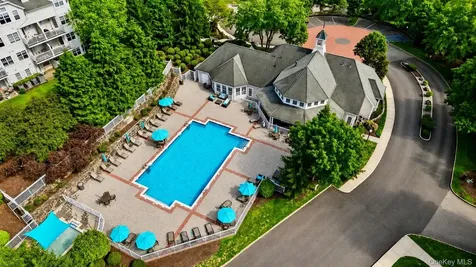 323 Waterside Close Peekskill NY 10566