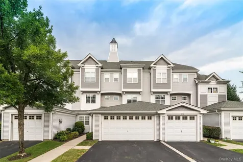 323 Waterside Close Peekskill NY 10566