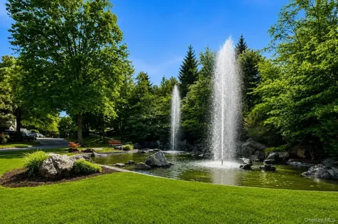 323 Waterside Close Peekskill NY 10566