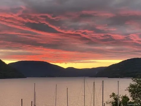 323 Waterside Close Peekskill NY 10566