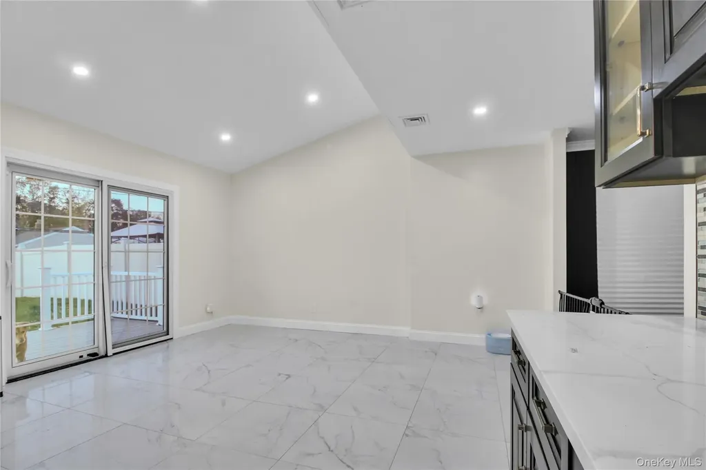 858 Prescott Street Valley Stream NY 11580