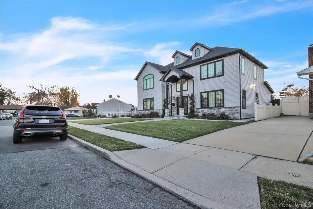 858 Prescott Street Valley Stream NY 11580