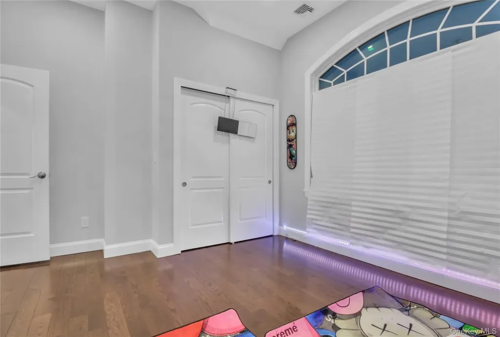 858 Prescott Street Valley Stream NY 11580