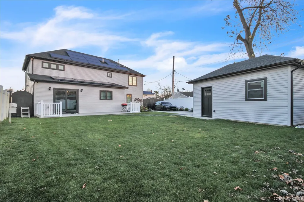 858 Prescott Street Valley Stream NY 11580