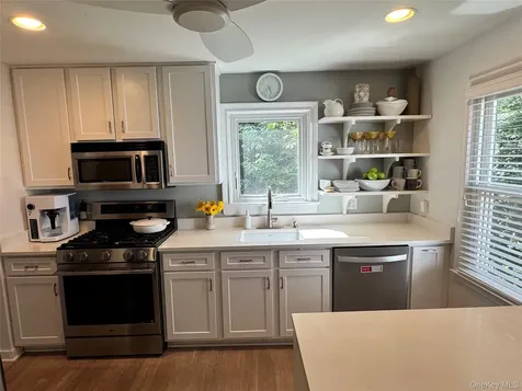 23 Chadwick Road White Plains NY 10604