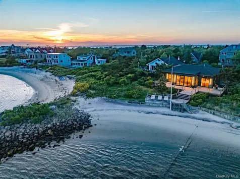 94 Savannah Walk Oak Beach NY 11702