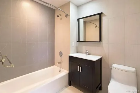 456 W 167th Street New York (manhattan) NY 10032