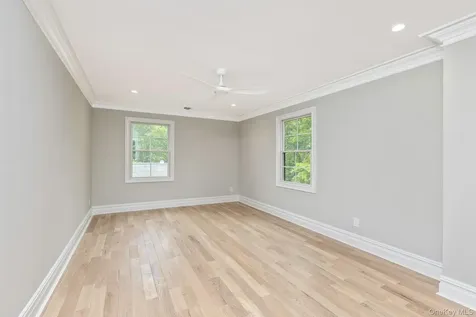 223 Townline Road Commack NY 11725