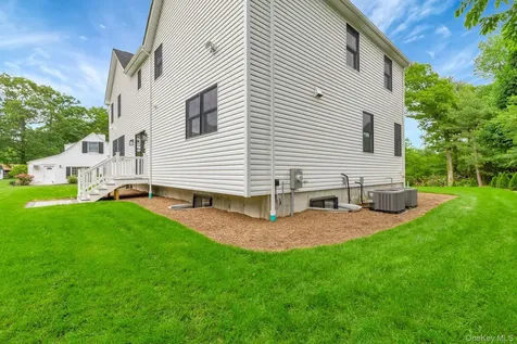 223 Townline Road Commack NY 11725