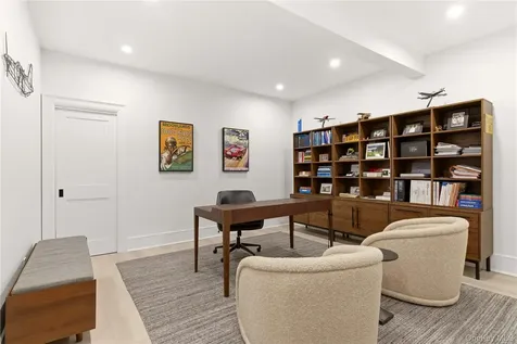 102 Three Ponds Lane E Woodbury NY 11797