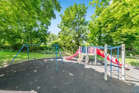 51 Avon Circle Rye Brook NY 10573