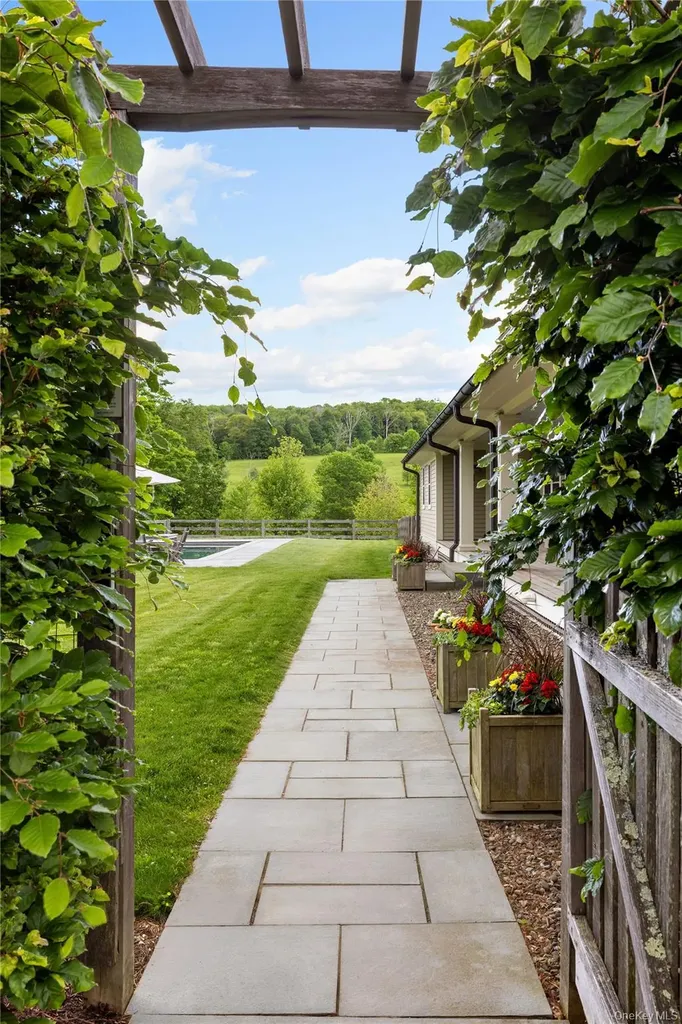 335 Dawson Road Hillsdale NY 12529