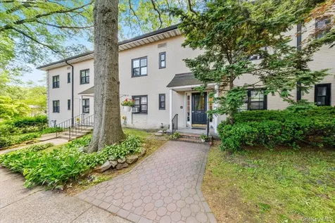 14 Manchester Road Eastchester NY 10709