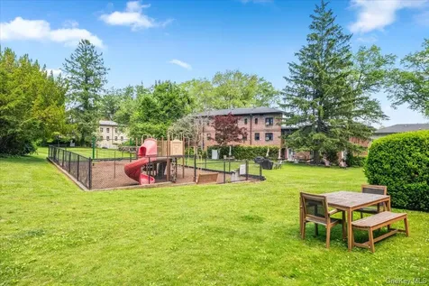 14 Manchester Road Eastchester NY 10709