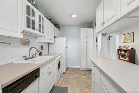14 Manchester Road Eastchester NY 10709