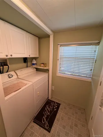 658 Sound Avenue Calverton NY 11933